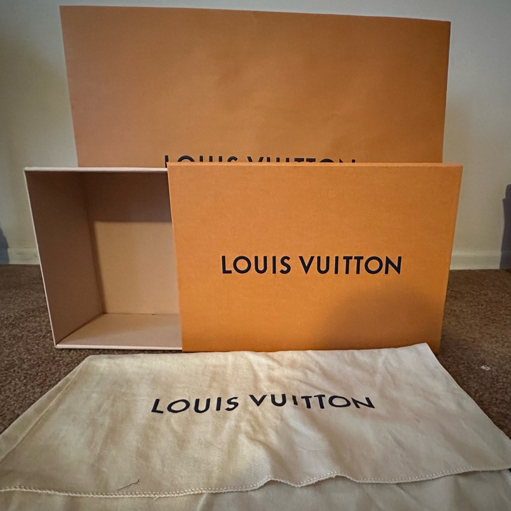 XL shopping bag, box and dust bag Louis Vuitton